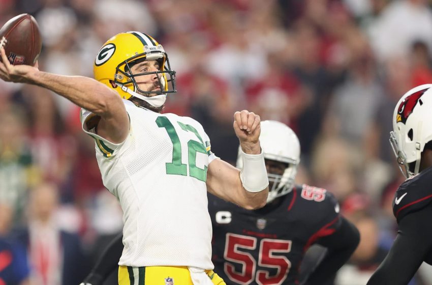  Aaron Rodgers dio positivo a la prueba de COVID-19 y no juega ante los Chiefs