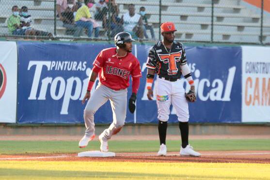  Toros derrotan a los Leones en fiesta de batazos