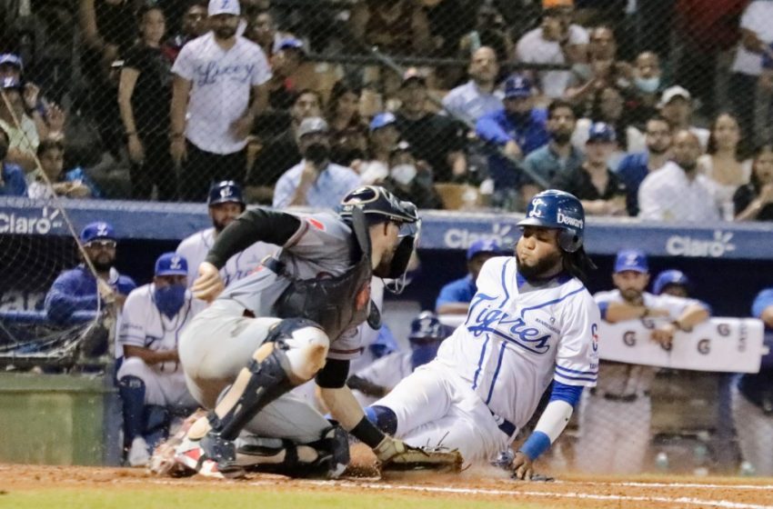  El Licey por fin gana y da respiro a seguidores