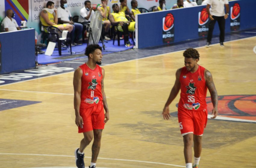  Los Dominicanos Jeromy Rodriguez y Richard Polanco presentan excelentes credenciales pero su equipo de Cali sufre la derrota en la Semifinal DPB de Colombia