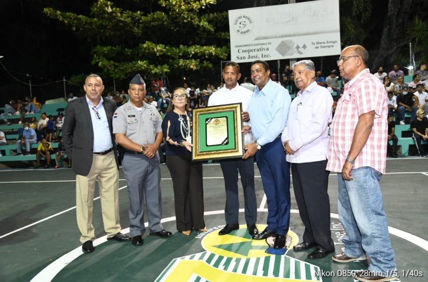  Salto al Centro: Inicia por Todo lo Alto X Torneo de Baloncesto Intermunicipal de Santiago dedicado a Víctor D´ Aza