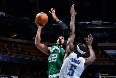  Horford anota 12 en triunfo de Celtics; Duarte concluye con 10 para los Pacers