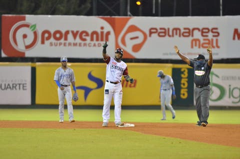  Gigantes vencen por paliza a Tigres en el torneo de Lidom