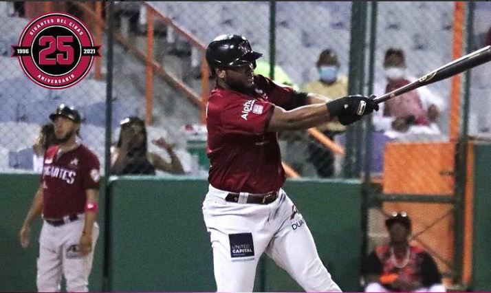  Los Gigantes sorprenden Toros en el noveno