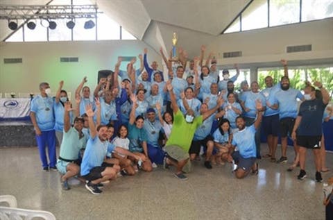  Los Delfines del Naco, campeones de un invitacional de natación