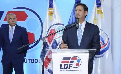  Manuel Estrella dejará presidencia liga de futbol