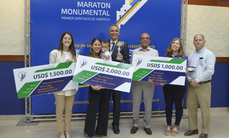  Maratón Monumental premia el esfuerzo y constancia de atletas dominicanos y extranjeros