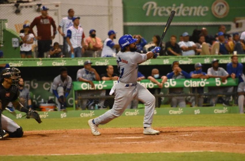  En 11 entradas Deshields decide triunfo azul ante Estrellas