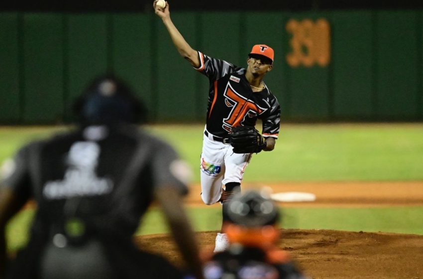  Toros blanquean a las Estrellas en el Corral