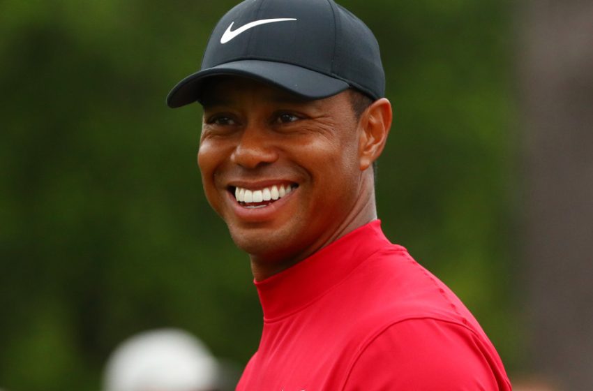  Tiger Woods anuncia volverá a jugar junto a su hijo