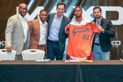  Los Gigantes firman short de Bahamas por US$2.2 millones