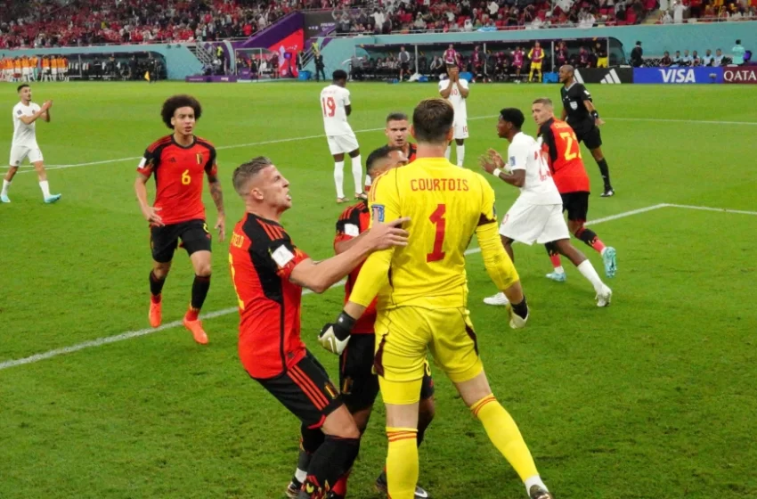  Courtois ataja penal en triunfo de Bélgica sobre Canadá en Mundial