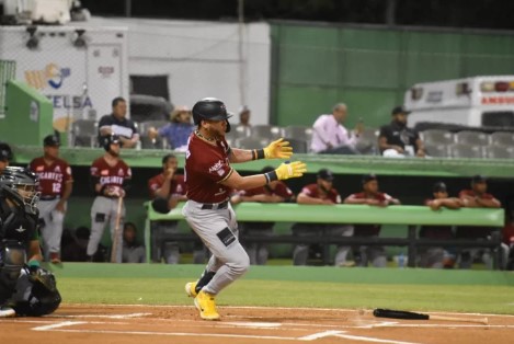  Sirí y Alberto definen triunfo 2-0 de Gigantes sobre Estrellas en 10 entradas