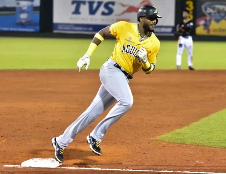  Águilas vencen a Gigantes con rally de cuatro carreras