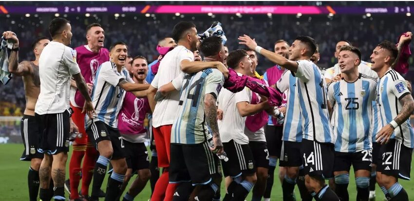  Argentina ganó un partido ajustado ante Australia y sigue en la Copa Mundial