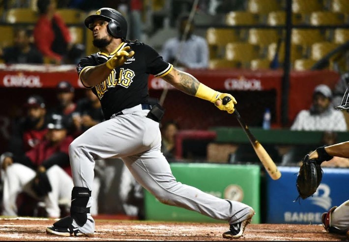  Águilas prestan Eguy Rosario a Cangrejeros PR