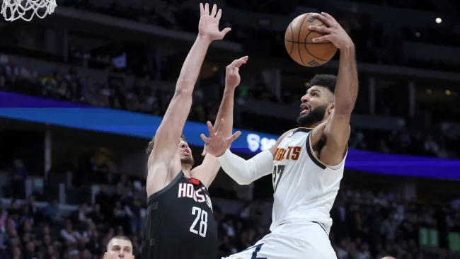 Murray, Jokić guían a los Nuggets a la victoria 120-100 sobre los Rockets