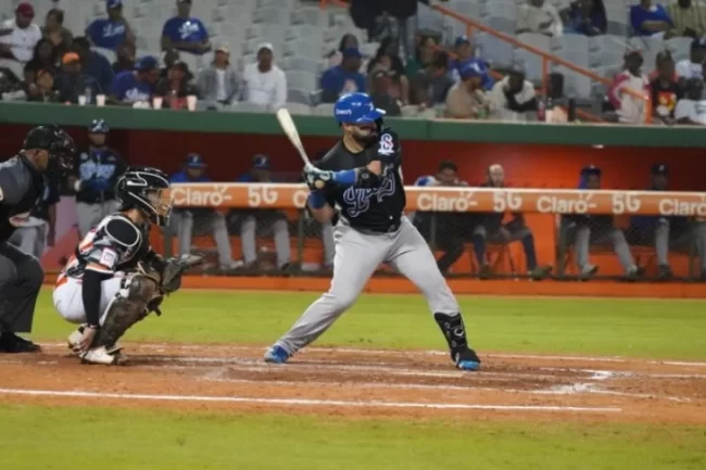 Quintana decide por Licey en el décimo ante los Toros