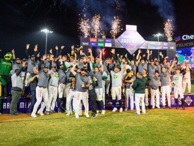  Cañeros de Los Mochis ganan corona y representarán a México en Serie del Caribe