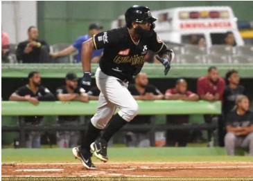  Gigantes ganan y comparten el primer lugar con Licey