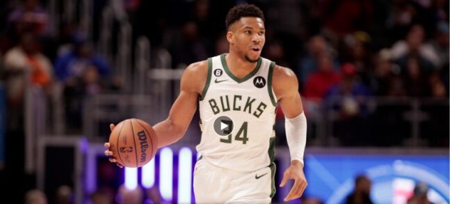  Khris Middleton, Giannis Antetokounmpo regresan para Bucks vs Pistons