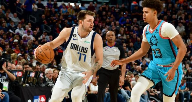  Luka Doncic regresa a la alineación de los Mavericks esta noche contra los Pistons