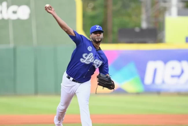  Licey toman ventaja 2-1 en la final con blanqueada 1-0 a Estrellas