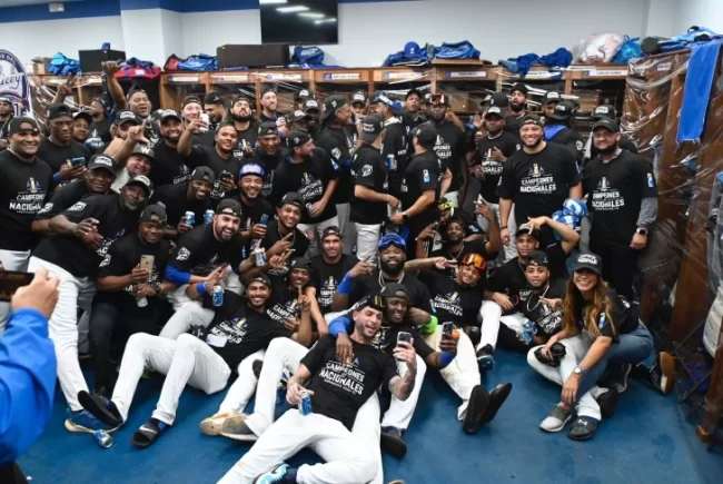  Estrellas felicitan a Licey y Lidom por Campeonato