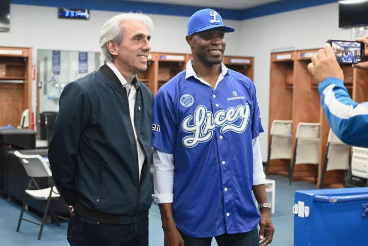  Radhamés Liz: “Es un sueño hecho realidad jugar con el Licey