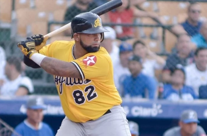  Aguilas cede a Deivy Grullon al Escogido por Anderson Severino