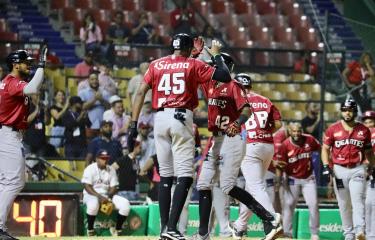  Los Gigantes vencen a los Toros en «El Corral»