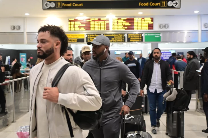  Licey y Águilas, ya están en la ciudad de New York para serie de fin de semana