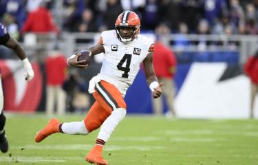  Browns confirman que Watson quedará fuera el resto de la temporada por una fractura en el hombro