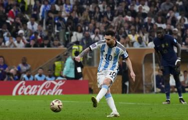  Subastarán las camisetas de Lionel Messi en el Mundial de Qatar