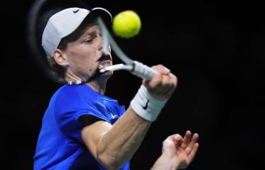  Sinner lleva a Italia a las semifinales de la Copa Davis por segunda edición seguida
