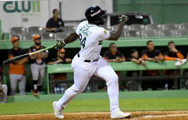  Las Estrellas dejaron en el terreno a los Toros y se alejan del Licey