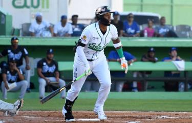  Estrellas vencen al Licey en el primero de la doble jornada