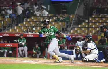  Las Estrellas remontan ante el Licey y ya respiran en las orejas a los Gigantes