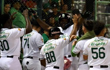  Las Estrellas barren al Licey y lo manda a la zona pantanosa