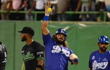  Jorge Alfaro está listo para debutar con el Licey