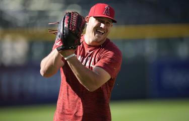  Los Angelinos no contemplan canjear a Mike Trout