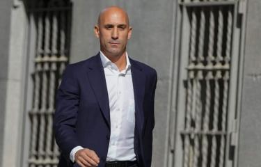  Rubiales besó a otra jugadora, según reporte del comité disciplinario de la FIFA