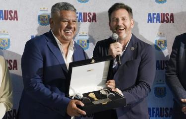  Argentina inaugura sede de su federación de fútbol en busca de patrocinadores y jóvenes promesas