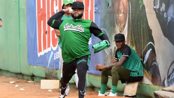  Johnny Cueto en busca de su primer triunfo en Round Robin