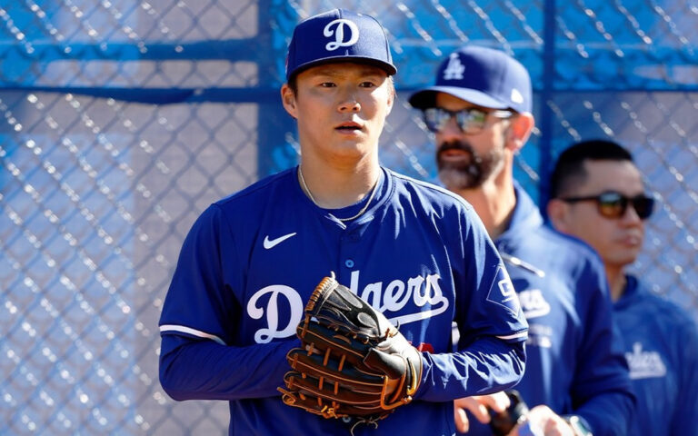  Yamamoto con un debut de pretemporada casi perfecto con los Dodgers